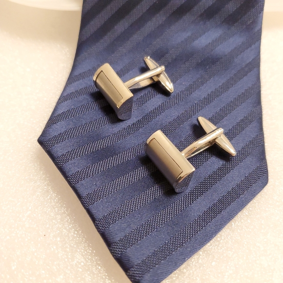 E23 Cufflinks Brush Silver - Picture 3 of 4